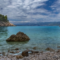 Britanski mediji povsem navdušeni nad tem hrvaškim otokom: bo to najbolj priljubljena poletna destinacija letos?