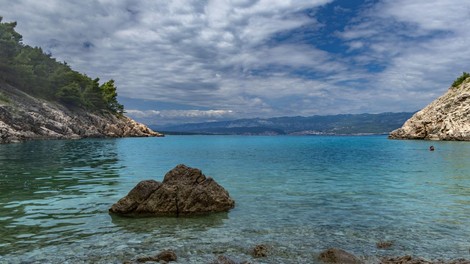morje Brač Omiš Jadran zabava sup policija kazen 400 evrov