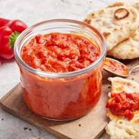 Tako pripravite pravi makedonski ajvar: recept, ki uspe vsakomur