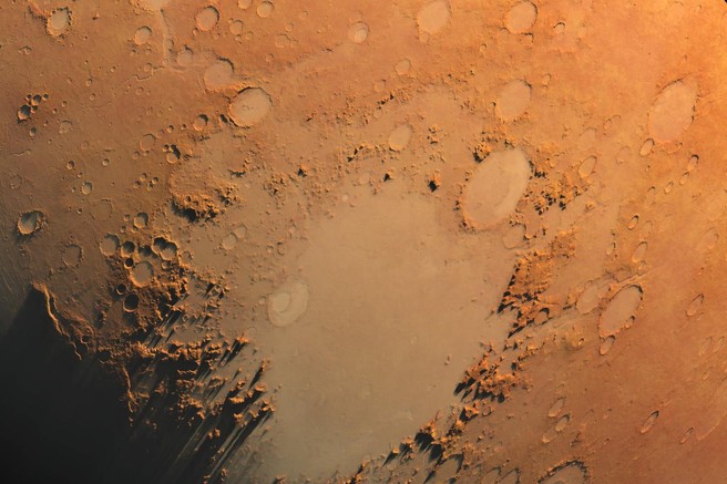 Mars planet vesolje NASA odkritje čelada srednji vek