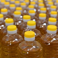 To je veliko boljša izbira od sončničnega olja: gre za bolj zdravo in okusnejšo alternativo, kilogram pa nadomesti celo 4 litre olja