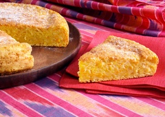 Mehko jogurtovo pecivo, ki se kar topi v ustih: pripravljeno je v samo 20 minutah (RECEPT)