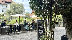 Ljubljana Promenada okusov vino