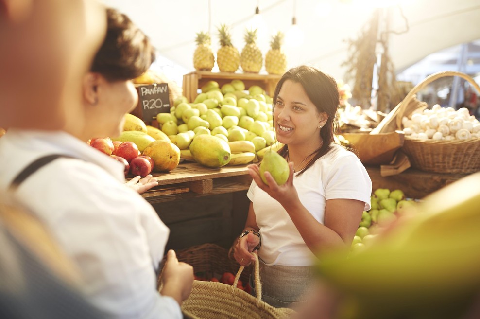 Pozimi kupujemo pomaranče in mandarine, pozabljamo pa na to močno sadje: pomaga pri hujšanju, holesterolu in pritisku (foto: Profimedia)