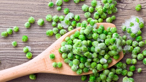 Zamrznjen grah že ves čas pripravljate narobe: tako bo veliko okusnejši in kuhan v hipu