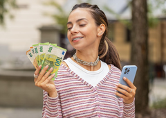 Te 3 astro znake v začetku leta 2026 čaka finančni razcvet: denar se bo kar lepil nanje