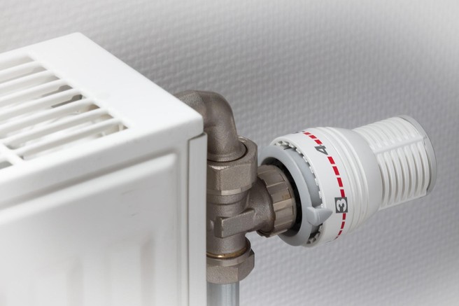 temperatura spanje soba zdravje pocutje ogrevanje 18 stopinj celzija radiator