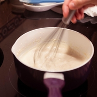 Kako pripraviti popoln bešamel brez grudic? Trik je v 1 sestavini