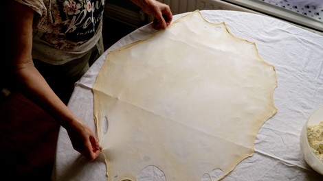 Recept, ki vedno uspe: tako pravilno pripravite domače testo za pito