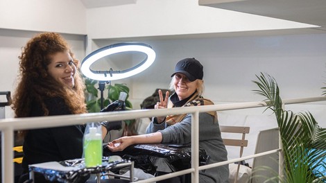 Umetnost na koži: Ekskluzivni dogodek Tattoo Care Jasne Grbić in ZEERAW Tattoo studia