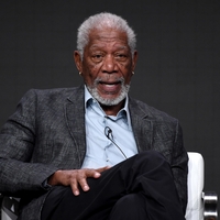 88-letni Morgan Freeman razkriva skrivnost dolgega in vitalnega življenja: "Vsako jutro naredite to"