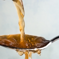 Jabolčni kis je odličen za zdravje, a le redki ga uporabljajo pravilno: tako ga pijete na pravi način