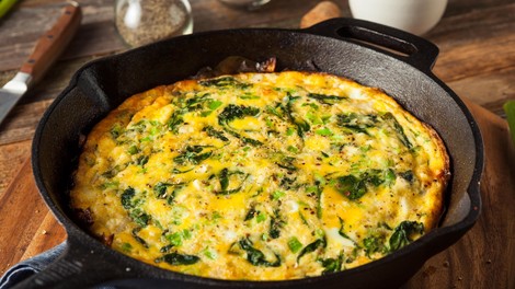 Razkrivamo najboljši recept za pečena jajca: tako so dobra, da se boste želeli poročiti z osebo, ki jih je pripravila