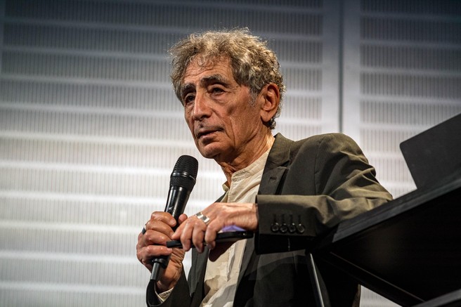 Ali obstaja osebnost, ki je "dovzetna za raka"? Dr. Gabor Maté ima zanimivo pojasnilo