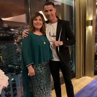 Ste v odnosu s svojim staršem prevzeli vlogo partnerja? Odgovorite na 12 vprašanj in ugotovili boste, ali ste žrtev čustvenega incesta