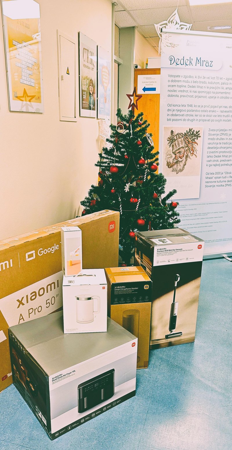 Xiaomi doniral pametne AiOT naprave Zvezi prijateljev mladine Slovenije za letovišče Pacug