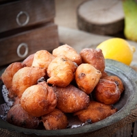 Tako ocvrete testo, da ne vpije niti kapljice odvečnega olja: preprost trik, ki so ga poznale že naše babice