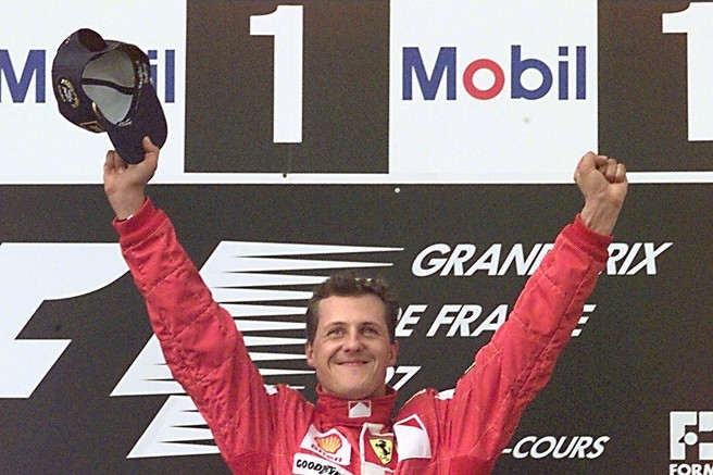 Razkriti novi detajli o Schumacherjevem stanju, ki so bili 12 let strogo varovana skrivnost: ni več prikovan na posteljo, ena neznanka pa vzbuja srh