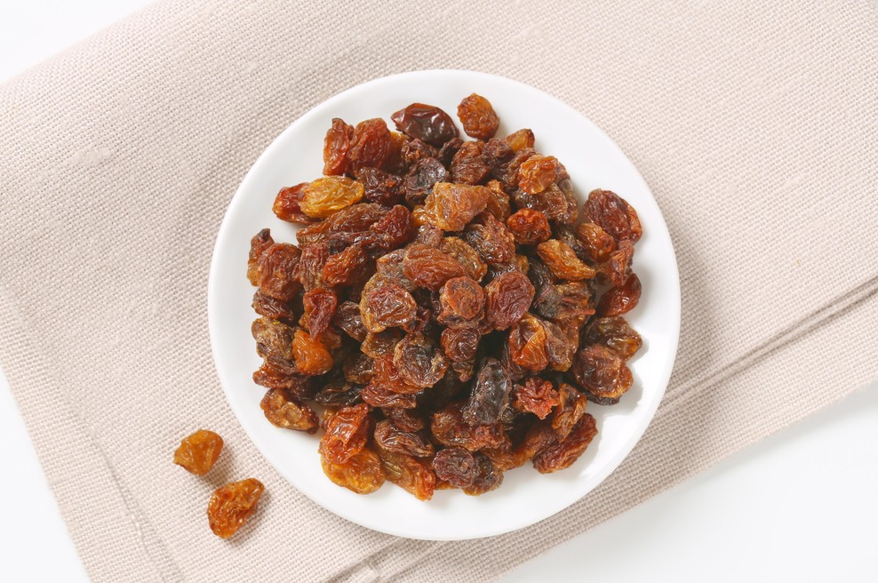 Vsi posežemo po tabletah, rešitev pa je v kuhinji: tako rozine pomagajo pri 3 pogostih težavah (VIDEO) (foto: Profimedia)