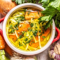 Tako pripravite "detoks" juho: je topla, hranljiva in popolna za hladne zimske dni