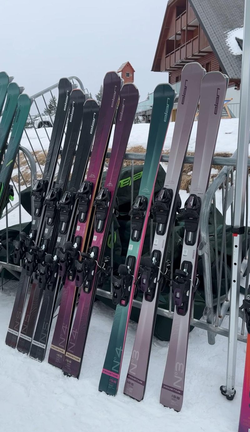 VIDEO in FOTO reportaža: Doživeli smo popoln Elanov smučarski dan na Krvavcu (smučanje še nikdar ni bilo lažje!)