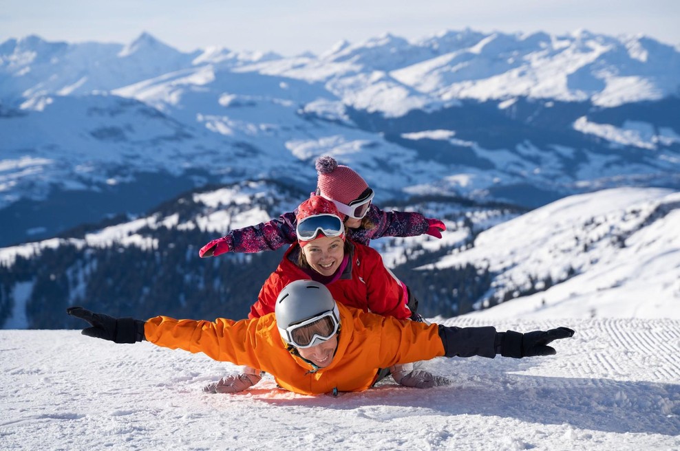 Onkraj smučanja in sankanja – kako lahko na zimskih počitnicah še ustvarjate zares edinstvene spomine (foto: Profimedia)