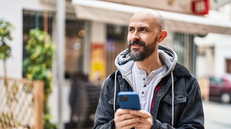 Zakaj imajo ženske rade plešaste moške?