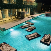 V naših priljubljenih termah zdaj ponujajo posebno vodno doživetje, ki vodi v globoko sprostitev