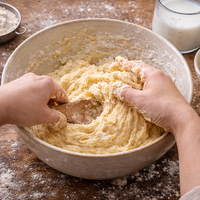 Zajtrk, ki ga obožujejo vsi: topi se v ustih, priprava pa je ekspresno hitra in otročje lahka