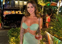 Kaj v dnevu pojé Brazilka, ki je bila označena za "žensko s popolno postavo"?