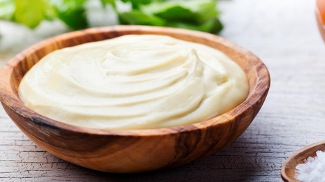 Recept, ki vedno uspe: tako pripravite "postno" majonezo brez jajc