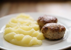 Nikakor ne mleko: v pire krompir dodajte žlico tega in poskrbeli boste za nepozaben okus