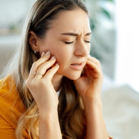 Bolečina v čeljusti ni vedno zobobol: 5 skritih težav, ki jih morate pravočasno prepoznati