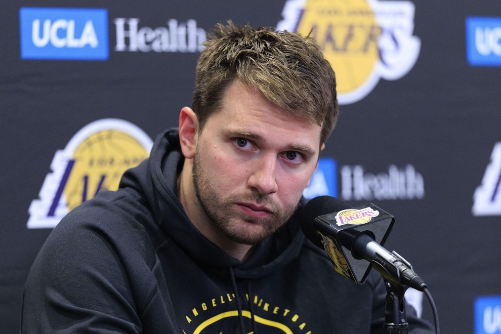 Dončić zato ni imel izbire in se je v dogovoru s klubskimi zdravniki odločil za odhod v Evropo, kjer želi …