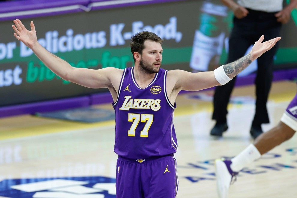 Lakersi so že občutili posledice Dončićeve odsotnosti. Na zadnji tekmi so izgubili proti Dallas Mavericksom, kljub odlični predstavi LeBrona Jamesa, …