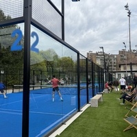 Ljubljana dobila novo vročo točko: v središču odprli vrhunska igrišča za padel!
