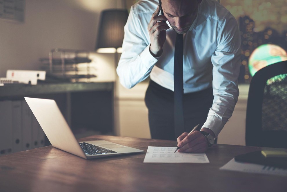 Kozorog: Ambicioznost je drugo ime za vsakega kozoroga. Izjemno so pridni in odgovorni, vendar jih njihova težnja po popolnosti naredi …