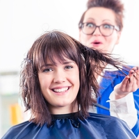 Kdaj je čas za striženje: 3 znaki, da bi morale takoj k frizerju