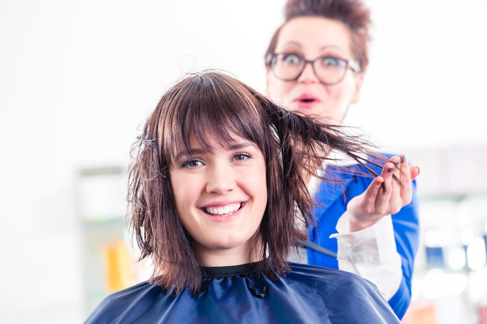 Čeprav se pogosto verjame, da redkejše striženje pomaga, da lasje hitreje rastejo, je resnica nasprotna. Brez rednega odstranjevanja poškodovanih konic …