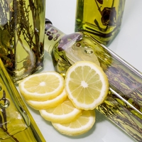 Kaj se zgodi, če vsako jutro popijemo žličko oljčnega olja in limone?
