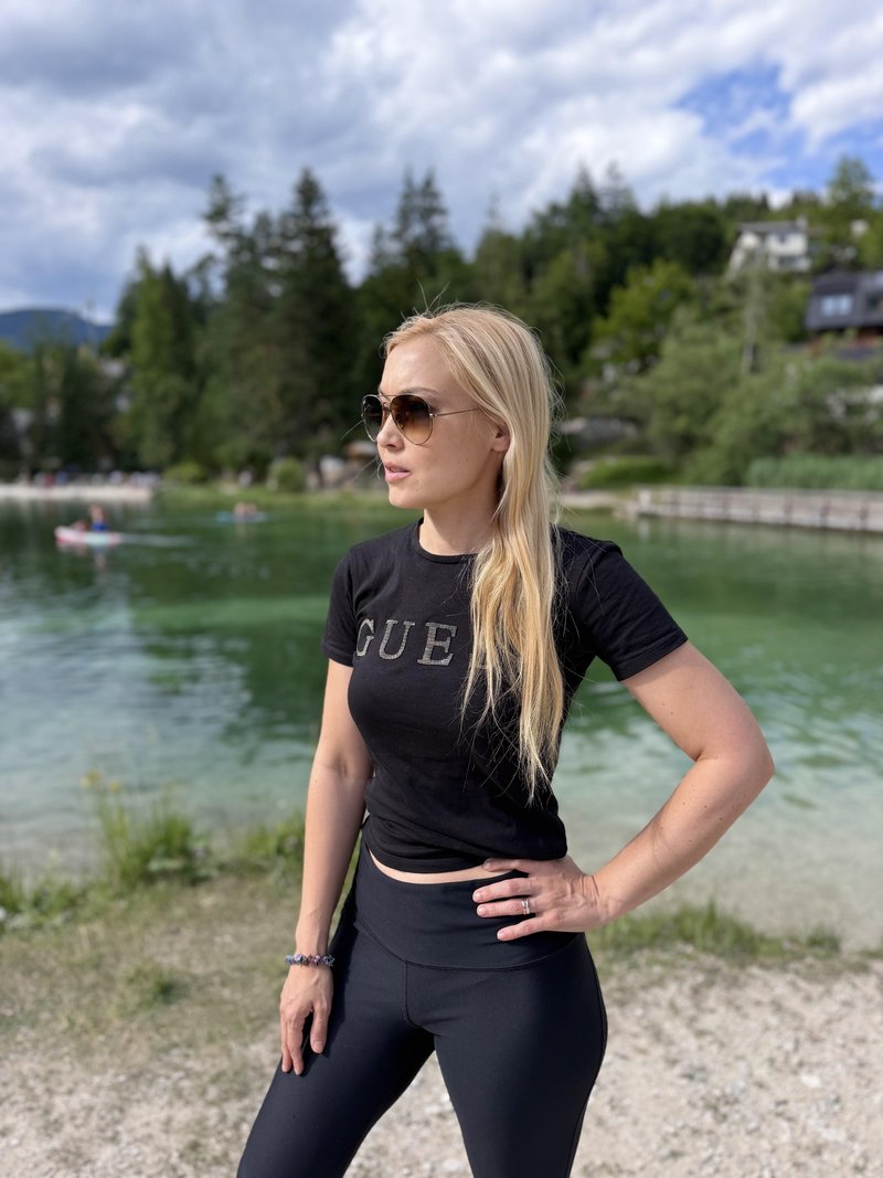 Eva Černe Avbelj o svoji neverjetni preobrazbi: "Eden največjih mitov o hujšanju je ta, da moraš črtati vse, kar imaš rad"