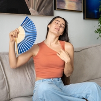 Vročinski val je tu, večina pa dela isto napako: tega v visokih temperaturah nikar ne počnite