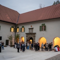 Dvorec Radlje po večletni prenovi ponovno odprl svoja vrata