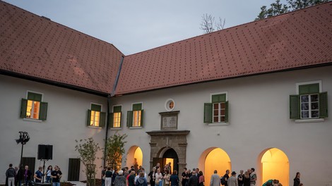 Dvorec Radlje po večletni prenovi ponovno odprl svoja vrata