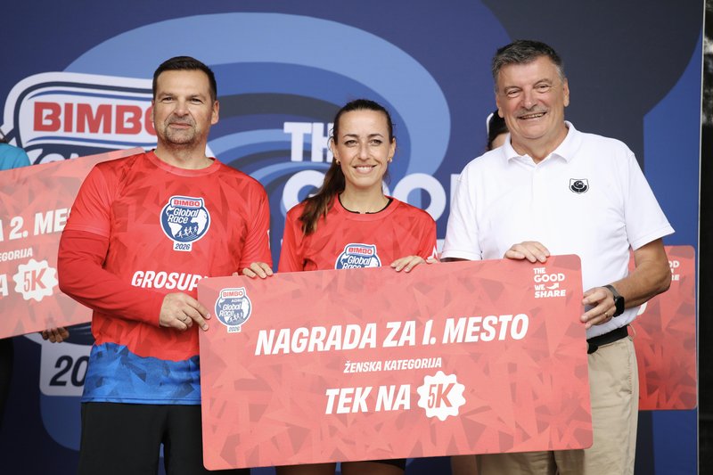 Uspešni prvi Bimbo Race Adria na Grosupljem, kjer so številni tekači združili moči in Rdečemu križu zagotovili kar 13.000 kosov kruha