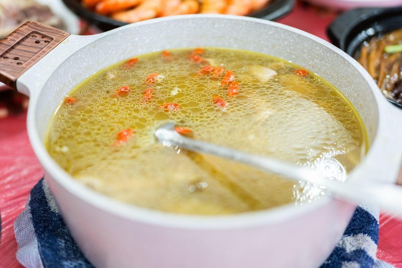 babice jugoslavija kulinarika recept kuhanje hrana kostna juha kolagen zdravje nasvet ideja
